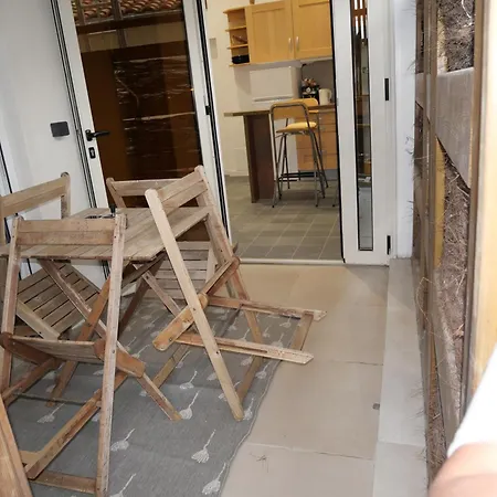 T2 Climatise Independant Avec Terrasse, Garage A Velos, Centre A 3 Minutes Des Plages Et Des Rues Pietones Apartment *