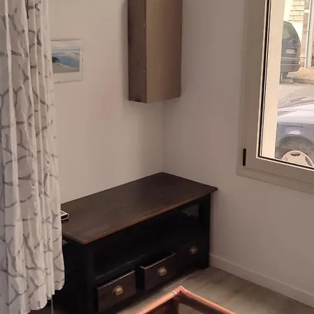 Apartment T2 Climatise Independant Avec Terrasse, Garage A Velos, Centre A 3 Minutes Des Plages Et Des Rues Pietones Arcachon