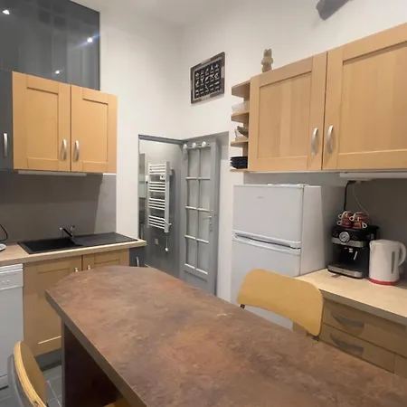 T2 Climatise Independant Avec Terrasse, Garage A Velos, Centre A 3 Minutes Des Plages Et Des Rues Pietones * 阿卡雄